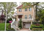 176-33 Kildare Rd, Jamaica, NY 11432