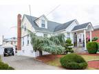 341 149th Pl, Whitestone, NY 11357