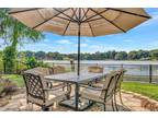 523 W Blue Water Edge Dr, Eustis, FL 32736