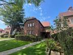 101-11 70th Ave, Forest Hills, NY 11375