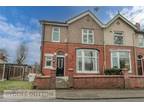 5 bedroom in Lancs Greater Manchester OL11