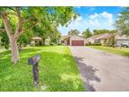 8410 35th St NW, Coral Springs, FL 33065