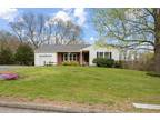 44 Mohegan Dr, Griswold, CT 06351