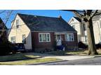 92 Floral Blvd, Floral Park, NY 11001