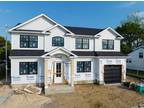 24 Greenvale Ln, Syosset, NY 11791