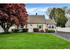 43 Blue Spruce Rd, Levittown, NY 11756