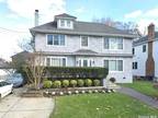 378 Midwood Rd, Woodmere, NY 11598