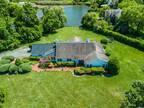 35 Shore Dr, Great Neck, NY 11024