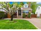2493 7th Ave, East Meadow, NY 11554