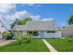 92 Cold Spring Rd, Syosset, NY 11791
