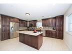 20 Quebec Rd, Island Park, NY 11558