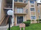 301 Palm Way #102, Pembroke Pines, FL 33025