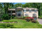 143 Stillwell Ln, Syosset, NY 11791