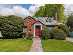 14 Lawrence Ave, Malverne, NY 11565