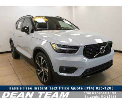 2022 Volvo XC40 R-Design is a Silver 2022 Volvo XC40 Car for Sale in Saint Louis MO