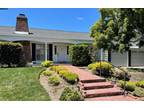 1874 School St, Moraga, CA 94556