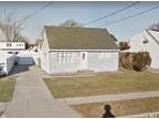 100 Weidner Ave, Oceanside, NY 11572