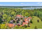 15 Tennis Court Rd, Oyster Bay, NY 11771