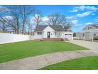 12 Burton Ln, Massapequa, NY 11758