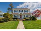 49 Lakeview Ave, Rockville Centre, NY 11570