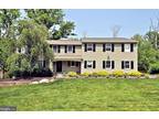 116 Meadowood Dr, Lansdale, PA 19446
