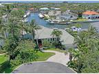 2284 Bay Village Ct, Palm Beach Gardens, FL 33410