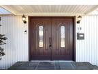 19 Seth Ln, Hicksville, NY 11801