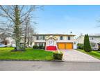 11 Lawrence Ct, Syosset, NY 11791