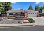 133 Mountaire Pkwy, Clayton, CA 94517
