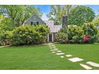 18 The Serpentine, Roslyn, NY 11576