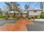 925 Browers Point, Woodmere, NY 11598
