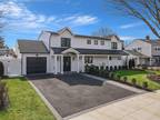 104 Page Ln, Westbury, NY 11590