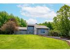 5 Strawberry Ln, Newtown, CT 06482