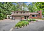 14 Indian King Dr, Cherry Hill, NJ 08003