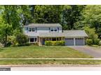1574 Tralee Dr, Dresher, PA 19025