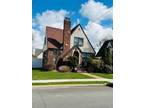 1633 Victoria St, Baldwin, NY 11510