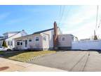 2712 Court St, North Bellmore, NY 11710