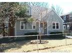 53 Cromwell Pl, Sea Cliff, NY 11579