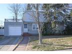 790 Bayberry Rd, Franklin Square, NY 11010