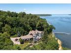 1386 Ridge Rd, Syosset, NY 11791