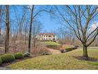 978 Ivy Ln, Pottstown, PA 19464