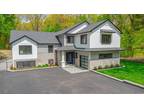 6505 Old Northern Blvd, East Norwich, NY 11732