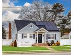 1647 N Jerusalem Rd, East Meadow, NY 11554