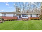 6 Forest St, Bayville, NY 11709