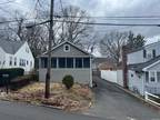 4 Beverly Rd, Glen Cove, NY 11542