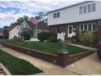 91 Soloff Blvd, Inwood, NY 11096