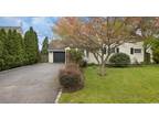 26 Carriage Ln, Levittown, NY 11756