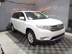 2011 Toyota Highlander SE