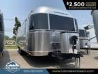 2023 Airstream Flying Cloud 27FBT Twin 28ft