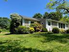 3 Meadow Ln, Chester, CT 06412